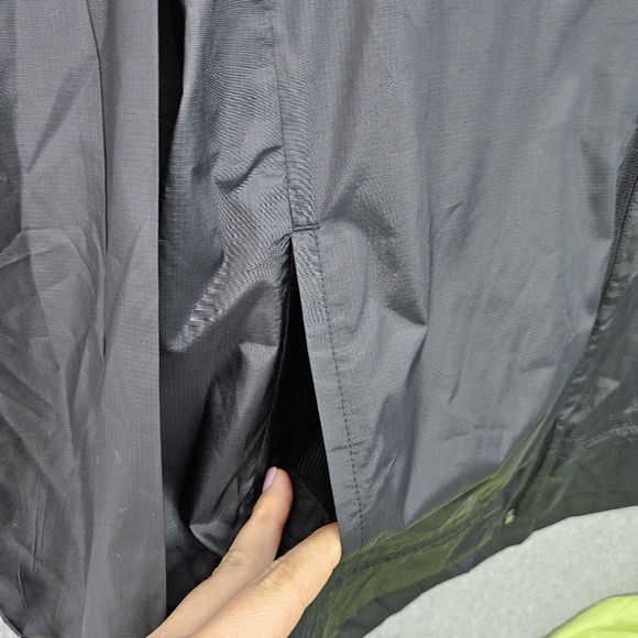 ADIDAS Women's Aeroready Black and White Windbreaker‎ Running Jacket Size L - Picture 5 of 13